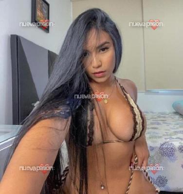 Jovencita dulce y encantadora.