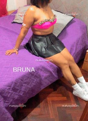 🍸 FIESTA ASEGURADA CON TRES CHICAS SENSUALES EN PONTEAREAS