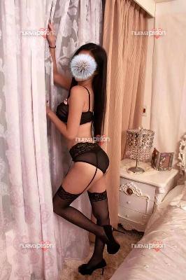 Escorts cariñosas guapísimas de 26 años recien llegadas sexys cachondas y salidas 24h ....