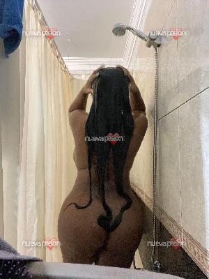 NOVEDAD PAOLA TU TETONA FAVORITA POR PRIMERA VEZ EN LA ISLA