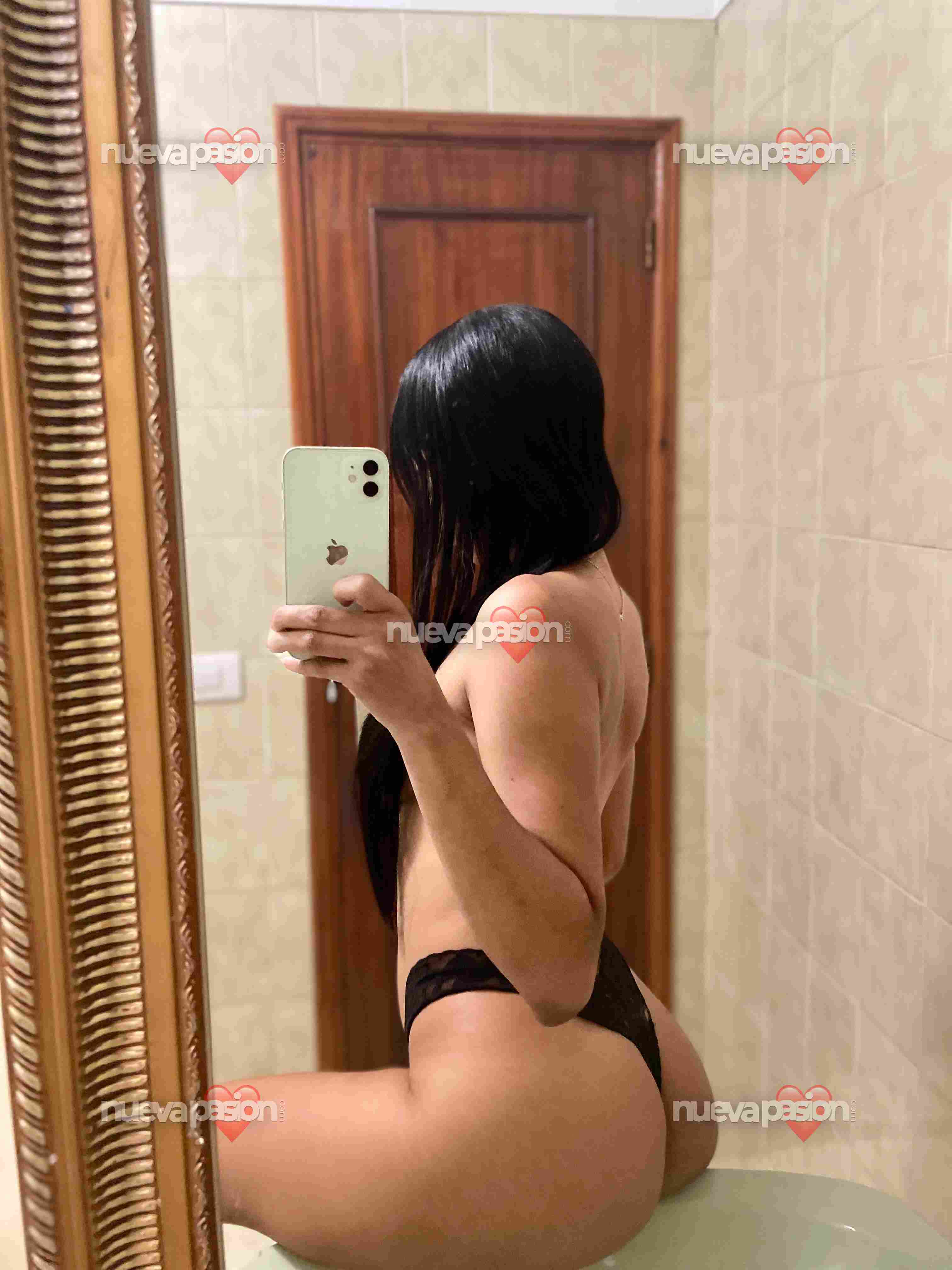 Hola soy Stephanie 😊 "Embelleze tus momentos con elegancia y sofisticación. Encuentra la compañía ideal para tus encuentros sexuales." 😈  "Una experiencia única y personalizada donde la discreción y el placer se entrelazan ."   Descubre la armonía perfect