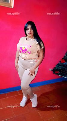 𝙎𝙀Ñ𝙊𝙍𝘼 𝙎𝙀𝙓𝙔 😈 MILF CON UN CULAZO BRUTAL 🍑 Y TETAS DE INFARTO 💋... ESTA NINFÓMANA NO VIENE A JUGAR 🔥💦