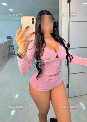 Hola me llamo MILENA soy una chica elegante, femenina, guapa .Haré de nuestra velada sea inolvidable.travieza y divertida😊 Con todo bien puesto en su sitio😊. Tengo todo lo que a ti te gusta amor. Clase y mucha dulzura para darte una velada especial  Hago