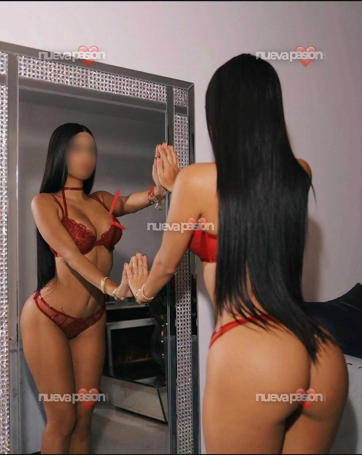 ROXXY BELLA ARDIENTE TODA UNA TENTACIÓN FIESTERA EN LAS CANTERAS 💋🔥👿
