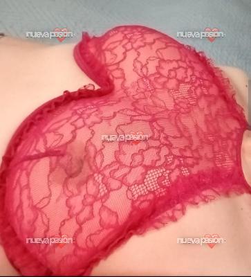 Novedad madurita atractiva super morbosa y sensual