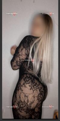 Latina sexy y implicada Solo SALIDAS