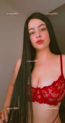 ESTEFY espectacular Latina toda una novedad llamame