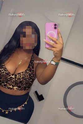 EN ALGECIRAS  QUE TUS DESEOS TOMEN MI CUERPO QUIERO QUE ME DISFRUTES