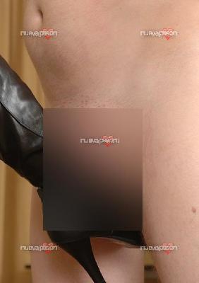 AMA DOMINATRIX ESPAÑOLA NEREA VALENCIANA SOLO PARA SUMISOS REALES