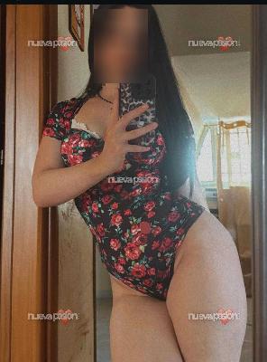 DESEOSA MORBOSA IMPLICADA CACHONDA MUY COMPLACIENTE