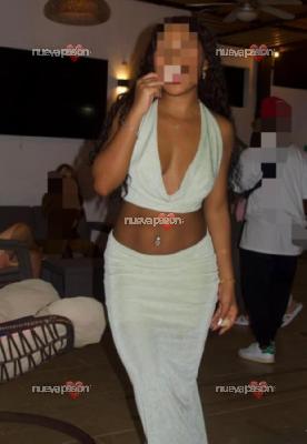 Super morenaza buena amante muy sexy