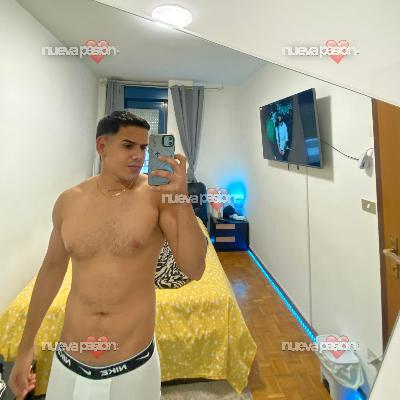 COLOMBIANO LATINO FIESTERO DOMINANTE