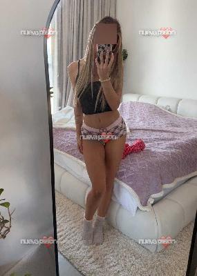 lista para guiarte en este juego de poder y sumisión  videos sexting videollamadas