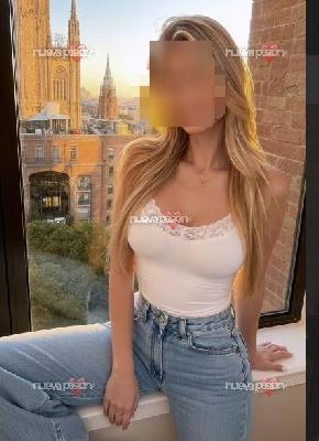 Alinoska rubia auténtica.