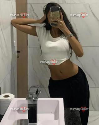 Amigas muy cariñosas