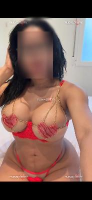 HERMOSA MUJER COLOMBIANA QUIERE UNA CITA ESPECIAL