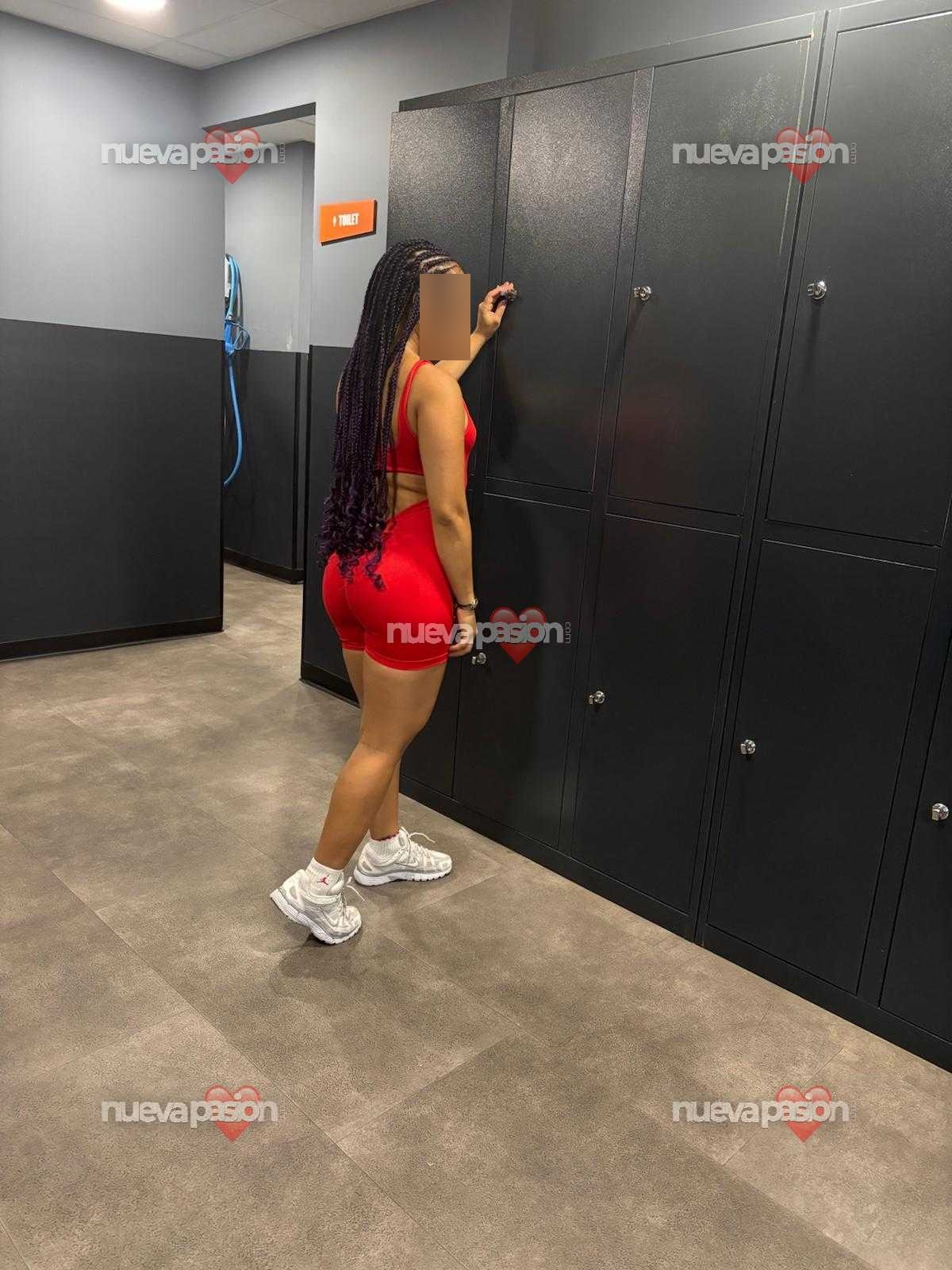 Hola soy selena una chica latina