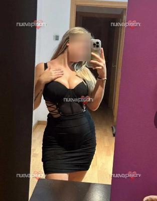 Si buscas tu dosis de lujuria y placer conmigo la encontrarás al instante