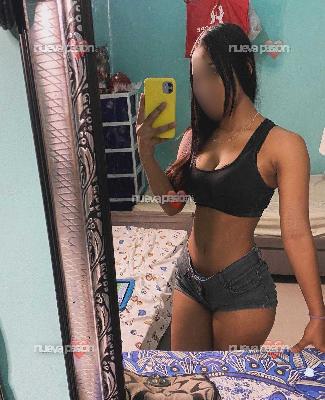 Tantiana jovencita morena recién llegada a Castellón