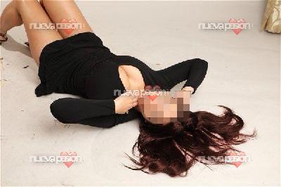 Meghan pechos naturales nueva por la zona