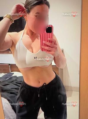 YO SI FOLLO DE VERDAD ME ENCANTA EL SEXO DURO SIN DOLOR