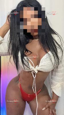 Sensacional y sexy latina