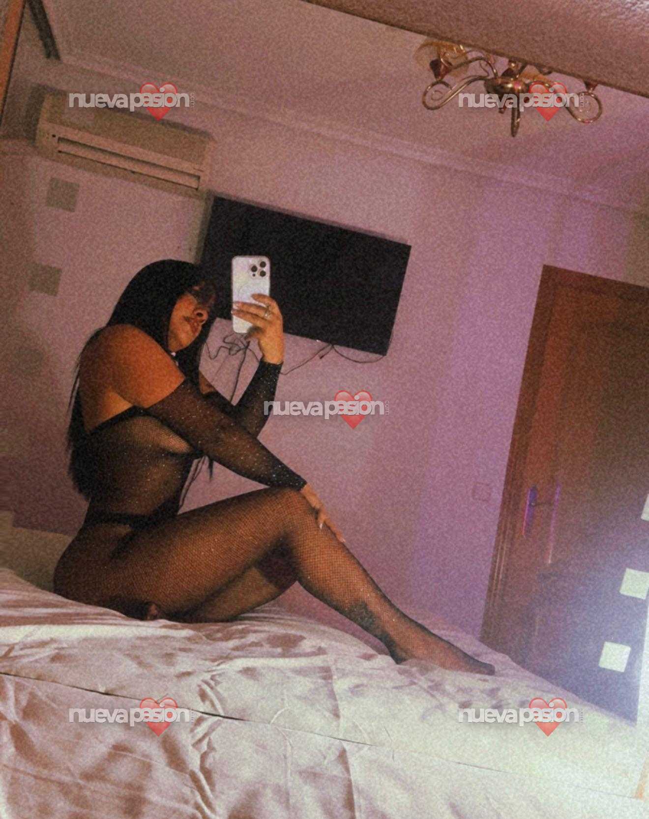 SARA UNA JOVEN IRRESISTIBLE