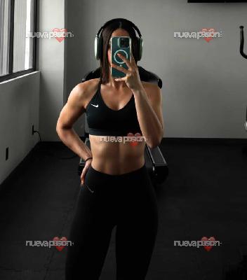 CARINA, MORBO SEXO Y PASION EN ZONA DE EL RETIRO MADRID