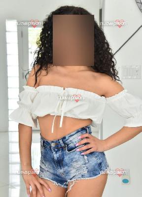 Novedad en Torrevieja. Lorena piso privado.. francés sin. Fiesta