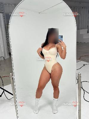 Natalia guapa y cachonda