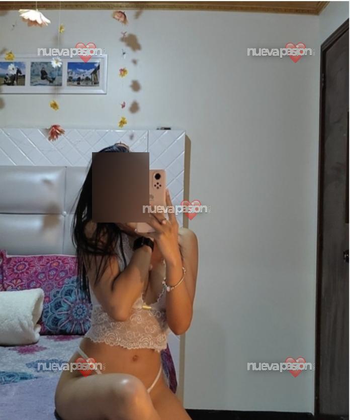 NIÑATA DELGADITA 23 AÑITOS TIERNA APASIONADA IMPLICADA EN PUERTO SAGUNTO
