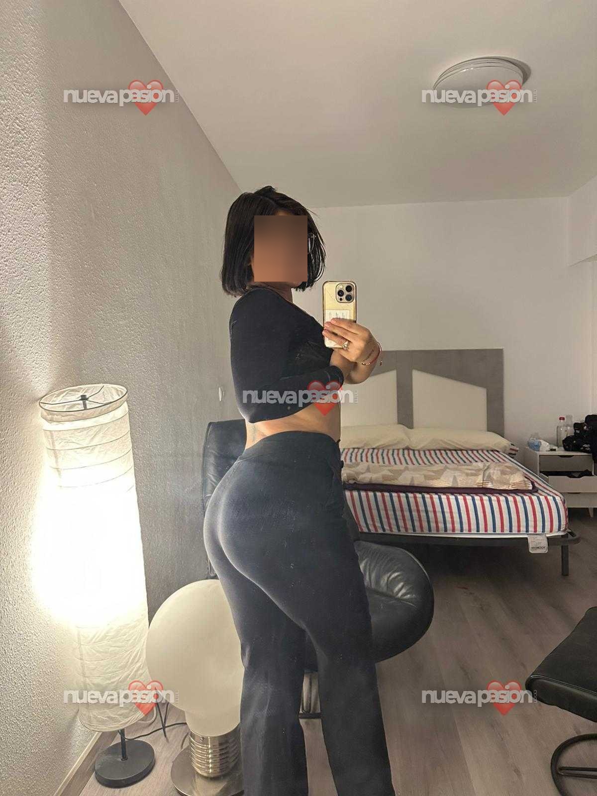 Karla niñata cachonda fiestera besucona en leon zona centro