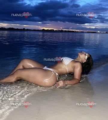 TANIA UNA HERMOSA MORENA