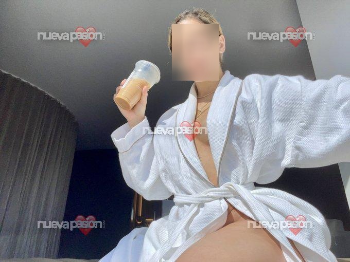 Estoy disponible para satisfacer tus deseos sexuales con respeto mutuo.