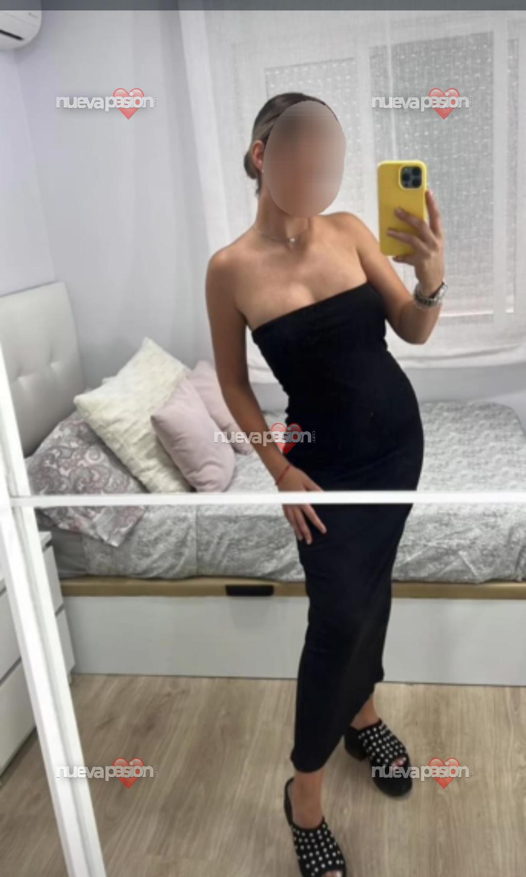 Leire 👅👅👅 guapísima en tu zona !