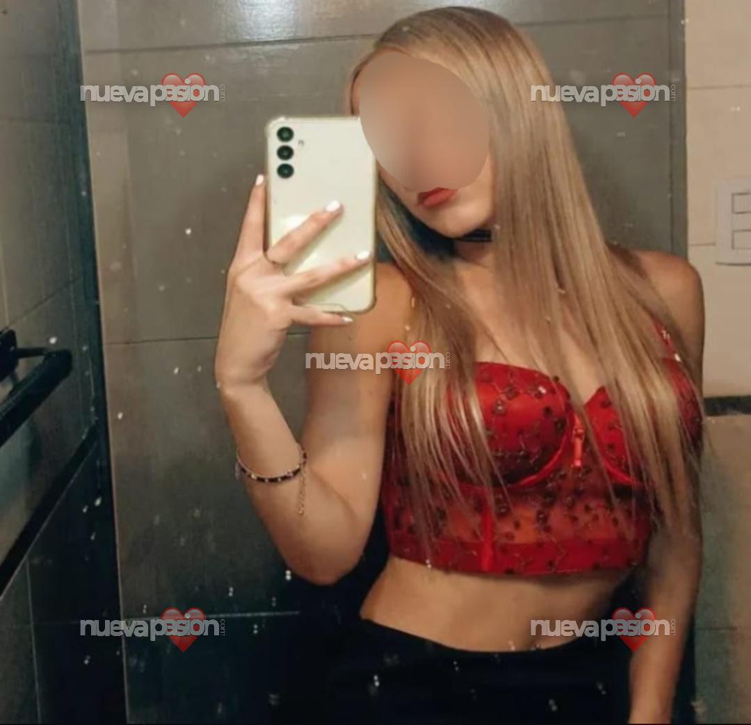Leire 👅👅👅 guapísima en tu zona !