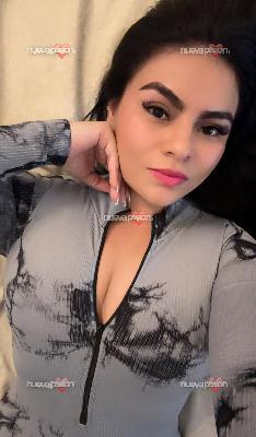 Fiestera ninfómana lechita en la cara, las tetas, las nalgas que ricoo