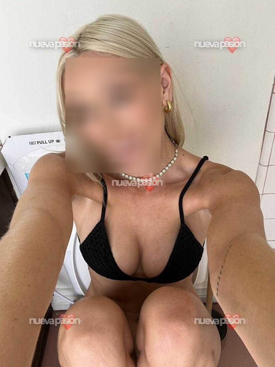 MUJERES DISPONIBLES PARA MASAJES Y ENCUENTROS