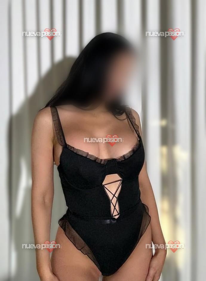 SOFIA CON GANAS DE JUGAR 🌸🏝️🔥EN LA ZENIA