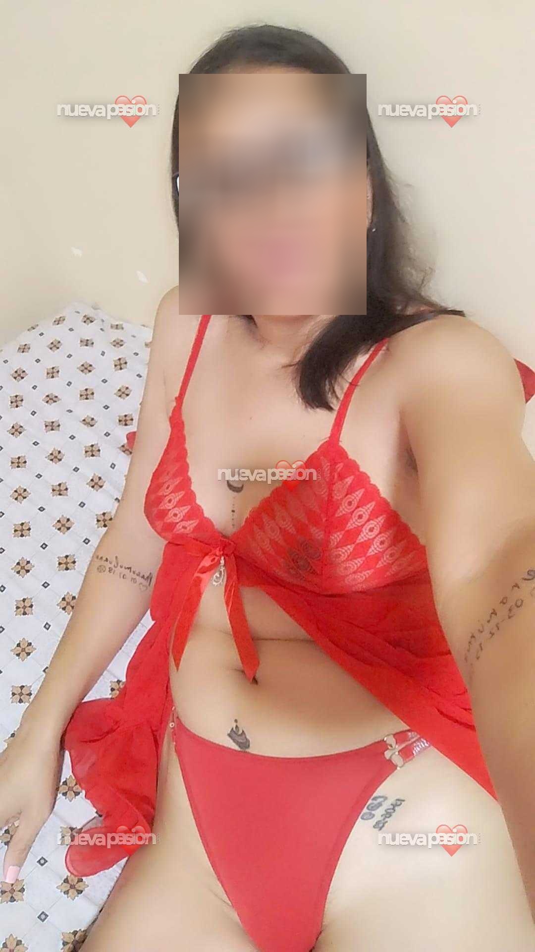 DOS AMIGAS MADURITAS COLAMBIANA Y PARAGUAYA
