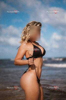 SOFIA JOVEN MUJER LLENA DE PASION DELICIOSA