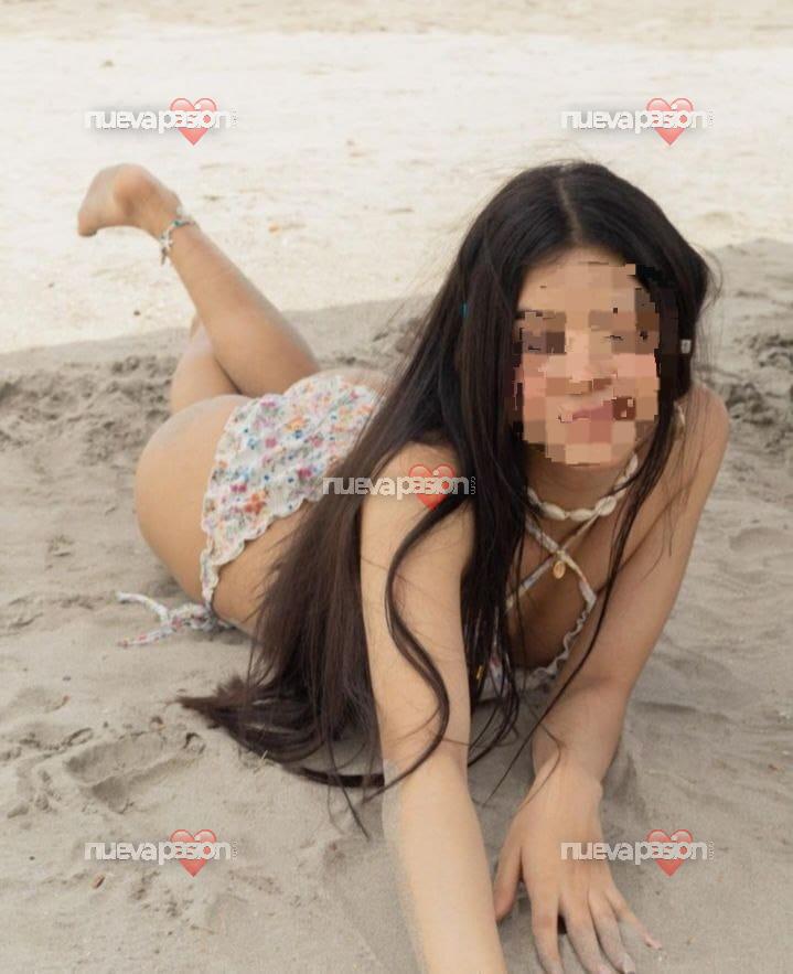 Bella Jovencita, ardiente, salvaje y Juguetona