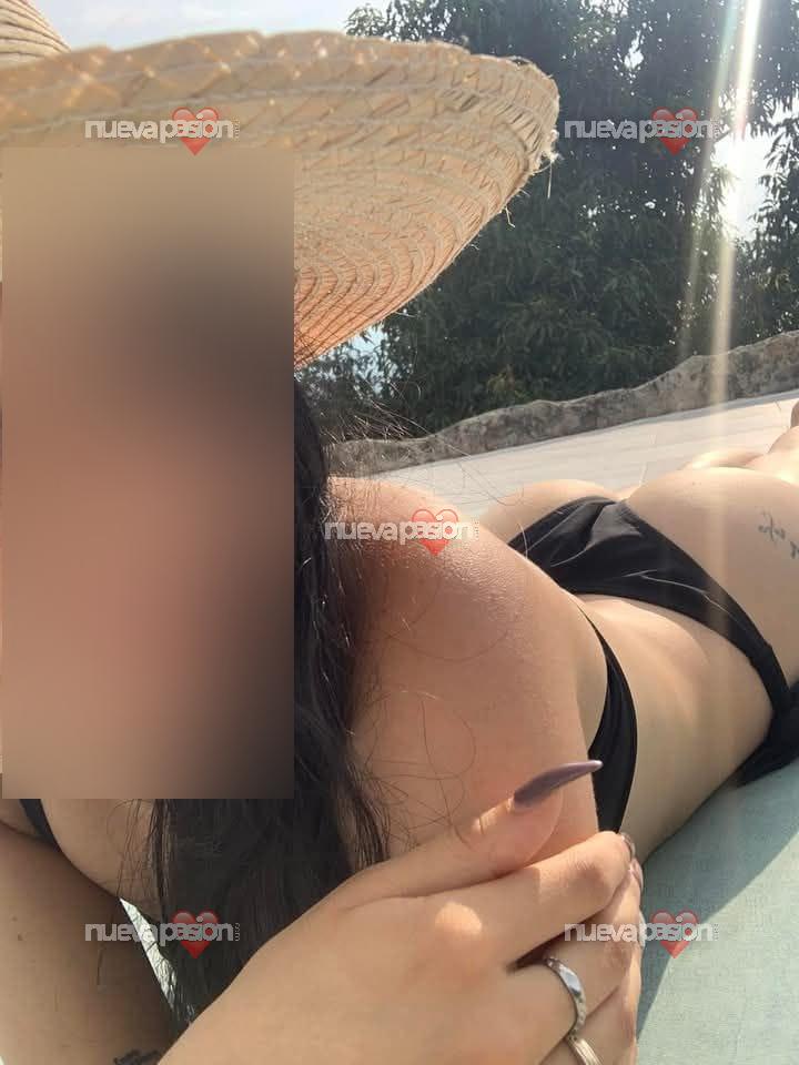 Bella Jovencita, ardiente, salvaje y Juguetona