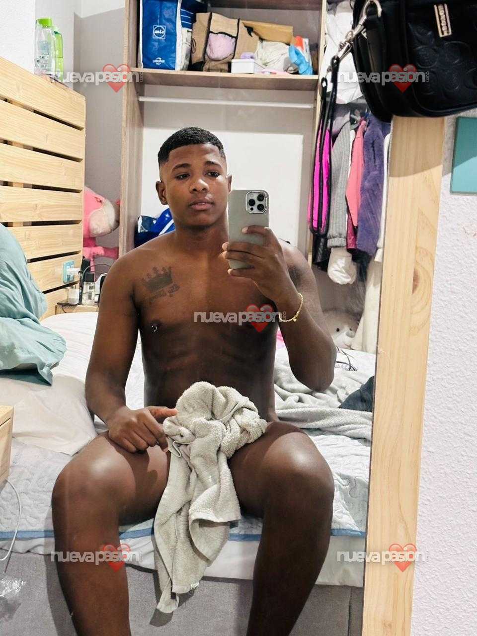 Rico negro exótico pollon