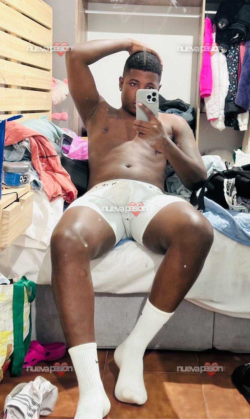 Rico negro exótico pollon