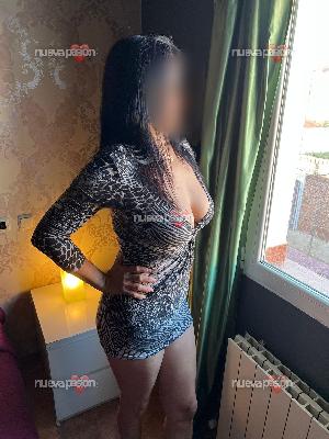 Canaria cachonda en Valladolid te atreves? Lo pasaremos genial cari