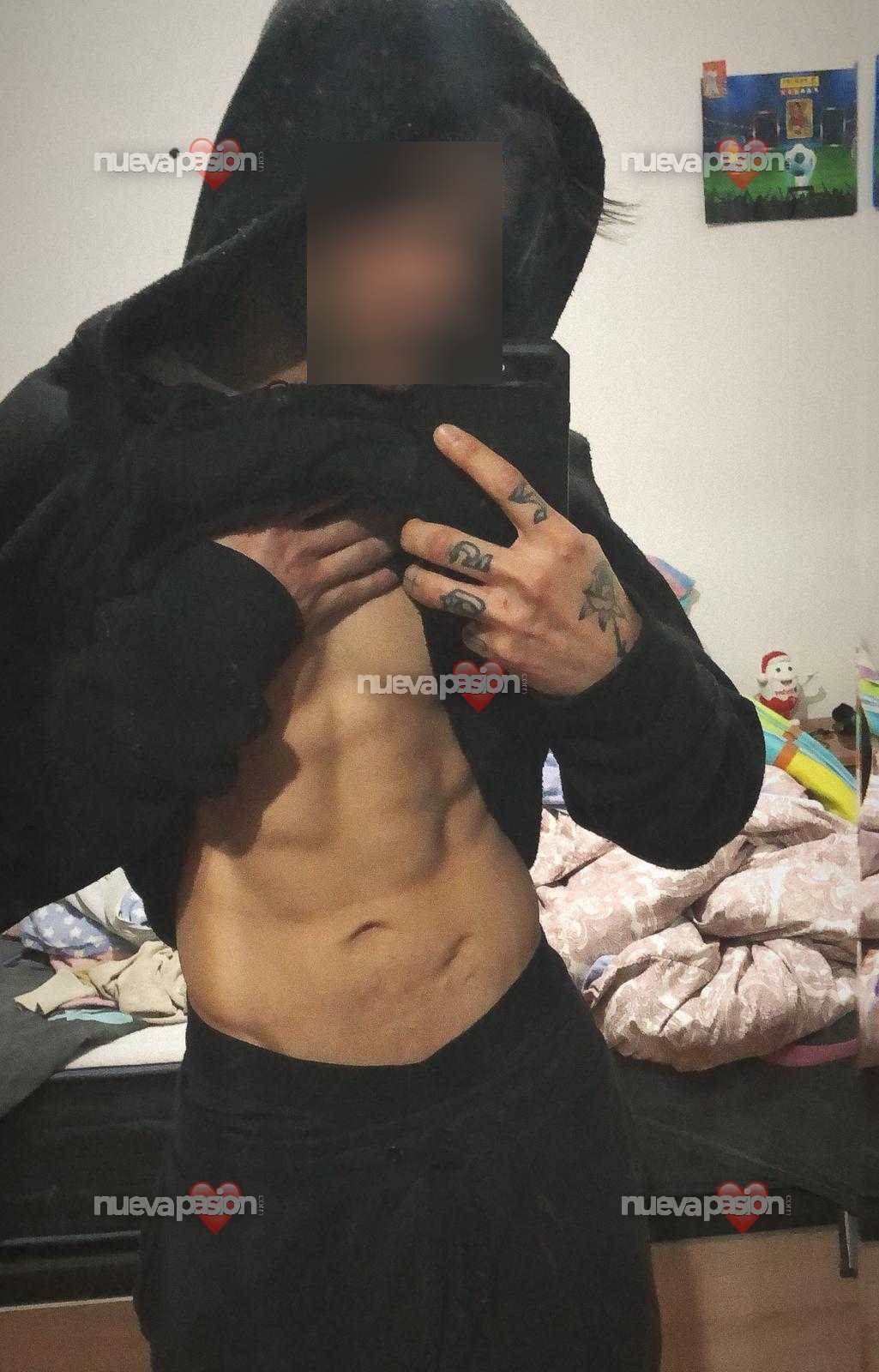 DAVID ANGEL GUAPO , MORENAZO CUERPAZO DE GYM Y CARIÑOSO , VEN Y DEJEMOS LA TIMIDEZ 24H