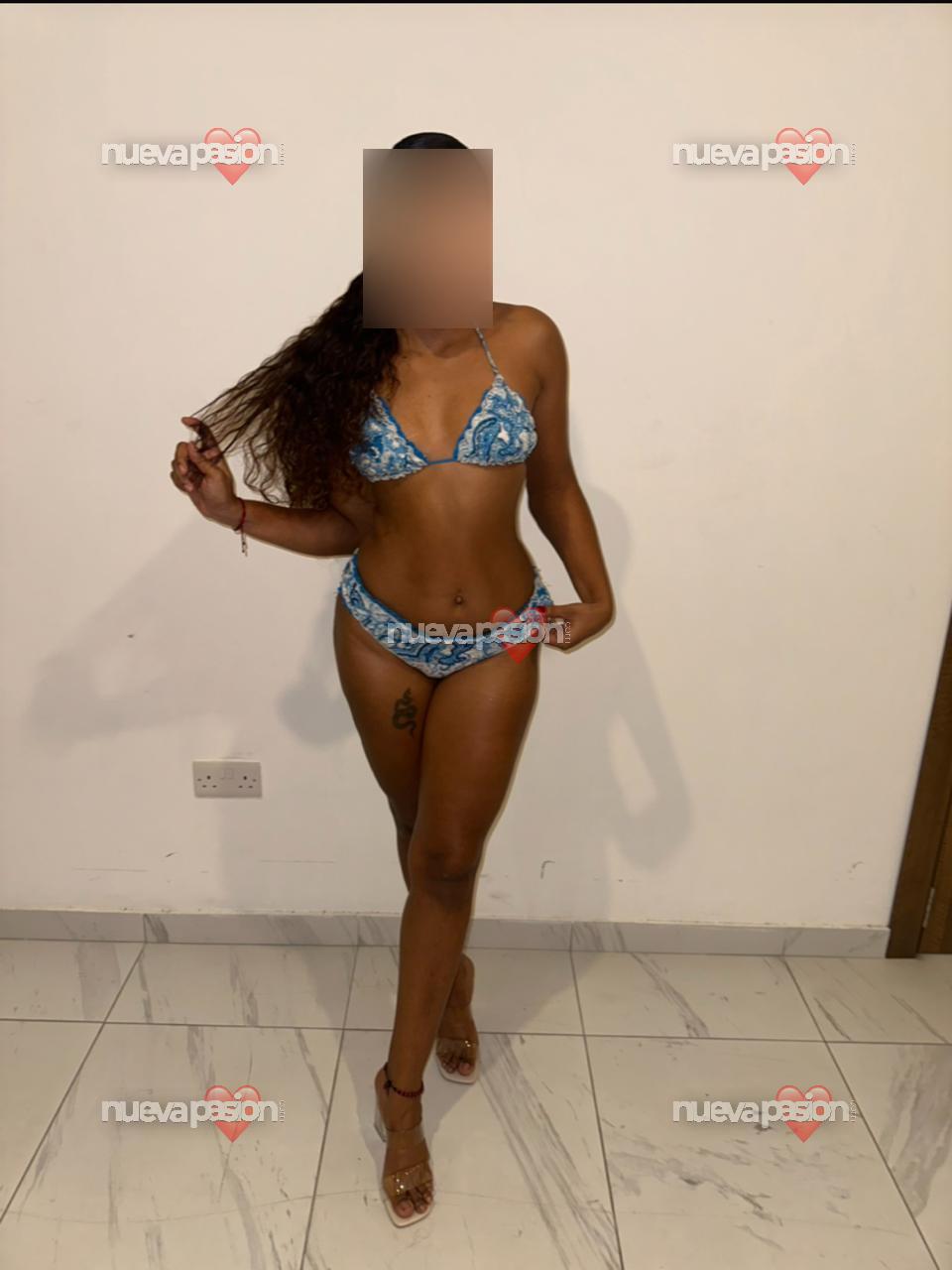 JOVENCITA mulata guapa 20 años nueva en zona