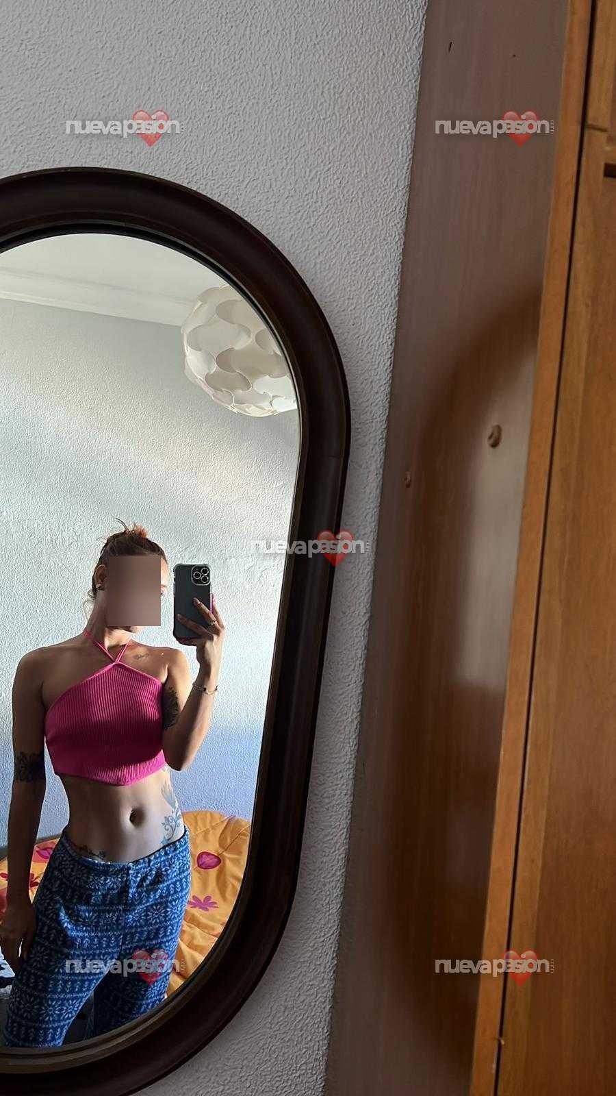 Flaca exclusiva, calera y cariñosa completamente fiestera 😜😈💯