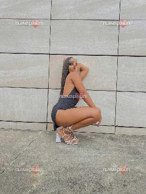 EN SANTIAGO DE COMPOSTELA 🎀🔹 GIGI 🔹🎀 HERMOSA CON MUCHAS GANAS DE DIVERSIÓN. ¿VIENES?📞🏪🚖🫵